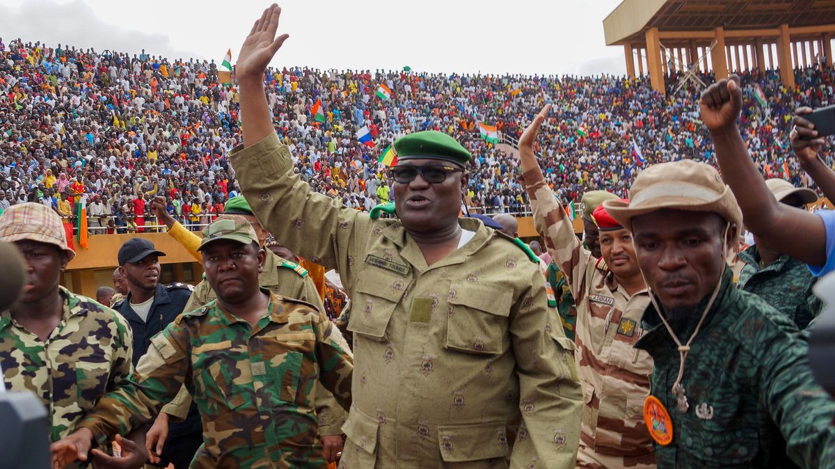 Vojenská junta v Nigeru uzavřela vzdušný prostor země